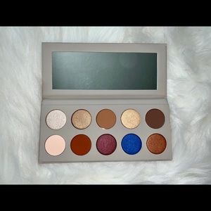 KKW X MARIO makeup palette